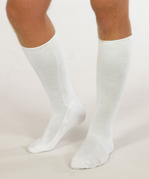 https://www.skinniesuk.com/image/cache/catalog/products/silk/men/therapeutic-knee-sock-in-white-silk-for-men-500x600.jpg